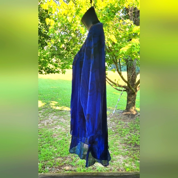 Cato royal blue/black sheer top with lining size med - Picture 3 of 5